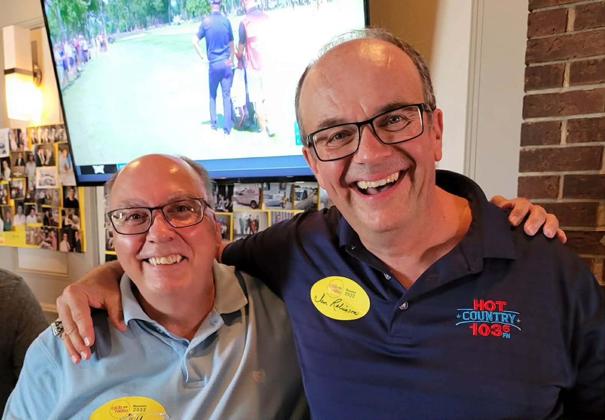 Country 103.5 tweet media