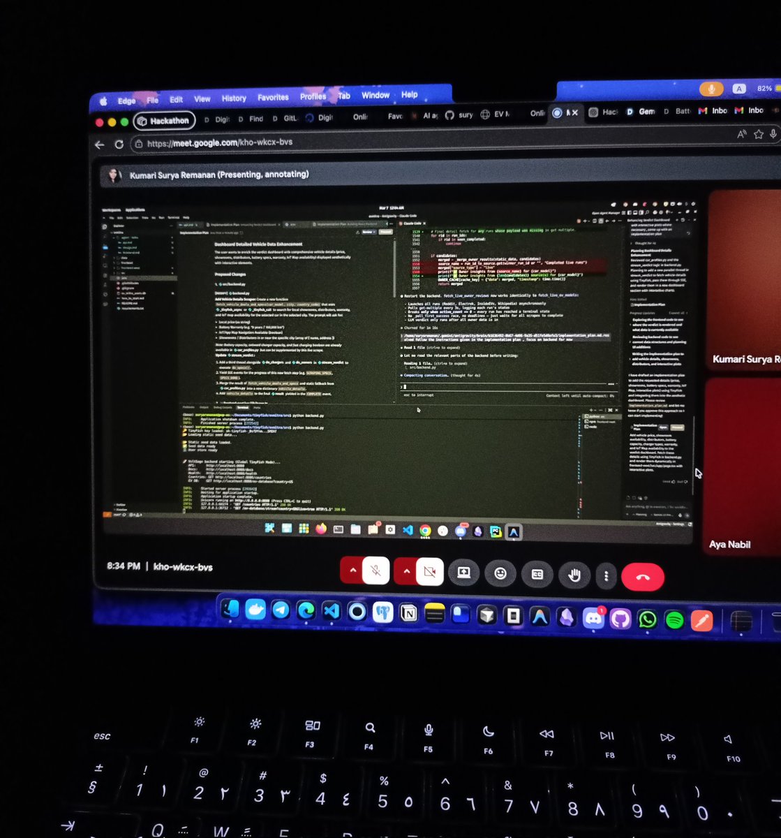 AyaNeXus_'s tweet photo. من كام يوم فتحت موقع devpost وشوفت مسابقة وقولت looking for a team دخلني على ديسكورد ومن هناك عرفت شوريا
دخلنا مسابقة سوا هي اللي رشحتهالي بعيد عن devpost
اشتغلنا ودخلنا ميتنجز أنا وهي كل يوم بعد الشغل بتاعي وبتاعها نشتغل سوا قعدنا نشتغل ونضحك ونهزر
عملنا البروجكت وعملنا الديمو سوا مستنيين نتيجة المسابقة
بقينا صحاب انا وهي وكل يوم نتكلم

أقسم بالله دي أول مرة ادخل مسابقة مع حد واشتغل معاه واتبسط واتعلم منه بالشكل ده

ادخلوا مسابقات مع ناس متعرفوهاش يا جماعة هتتعلموا منهم وتعملوا صداقات وهتستفادوا وكمان مش هيكون فيه اي شئ شخصي بينكم لانكم انتوا الاتنين داخلين علشان تكسبوا :) 

@Surya_Remanan