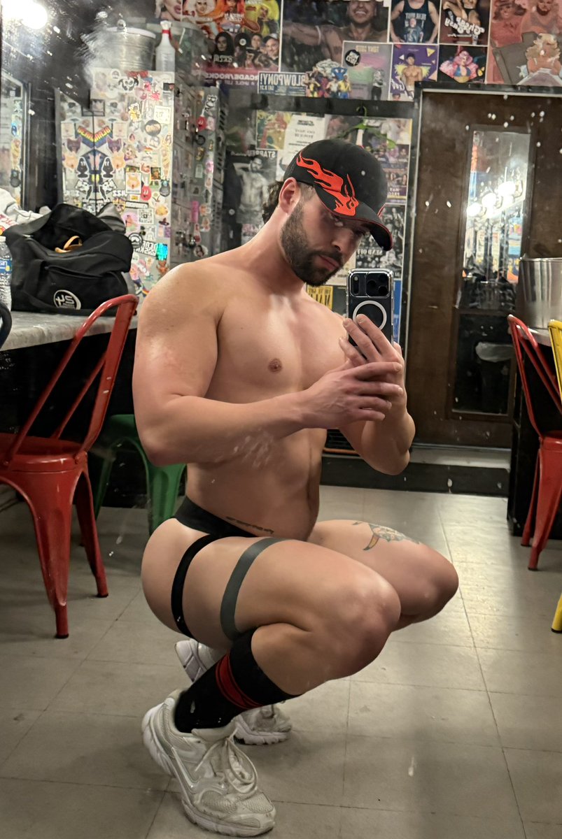 Horsegurl tweet media