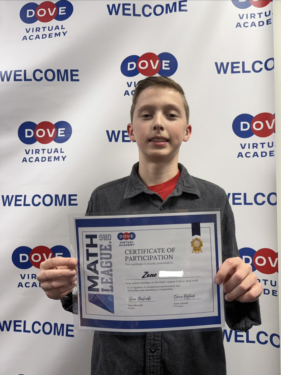 VirtualDove's tweet photo. On Friday, our 6th-grade students in Ms. Mehrabi’s class celebrated their hard work and high achievements with a well-deserved pizza party. Many students also received certificates recognizing their involvement in clubs such as Robotics and Math League. #StudentEngagement #dva https://t.co/Asd8oVBfpr