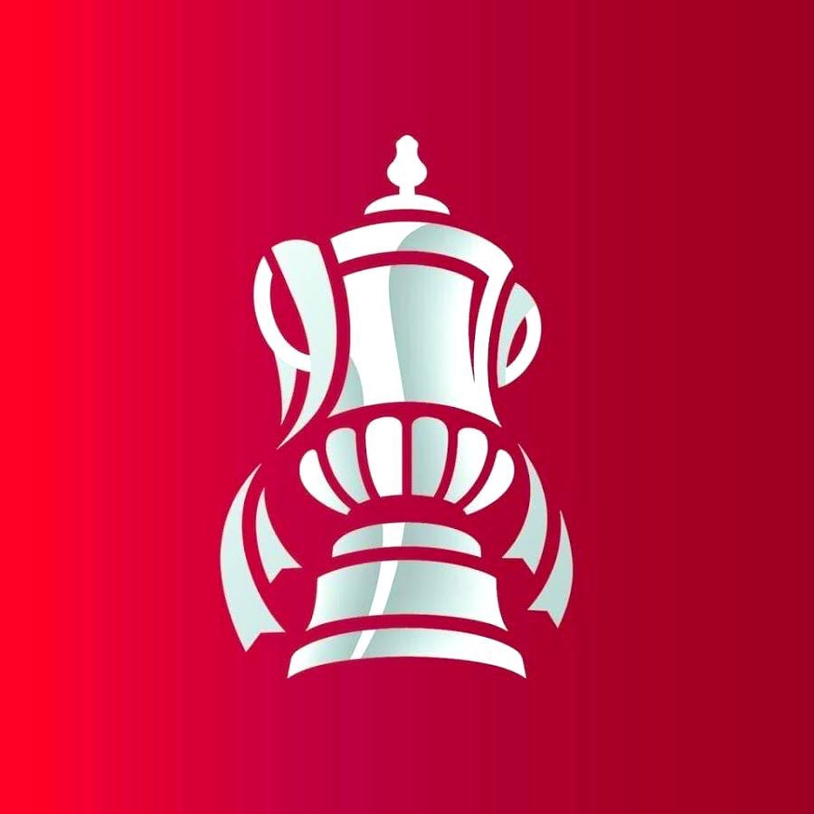 🚨 BREAKING: Hasil drawing FA Cup! 🏆

• Manchester City vs. Liverpool
• Southampton vs. Arsenal
• Port Vale vs. Chelsea
• West Ham/Brentford vs. Leeds

Arsenal siap quadruple? 🔥