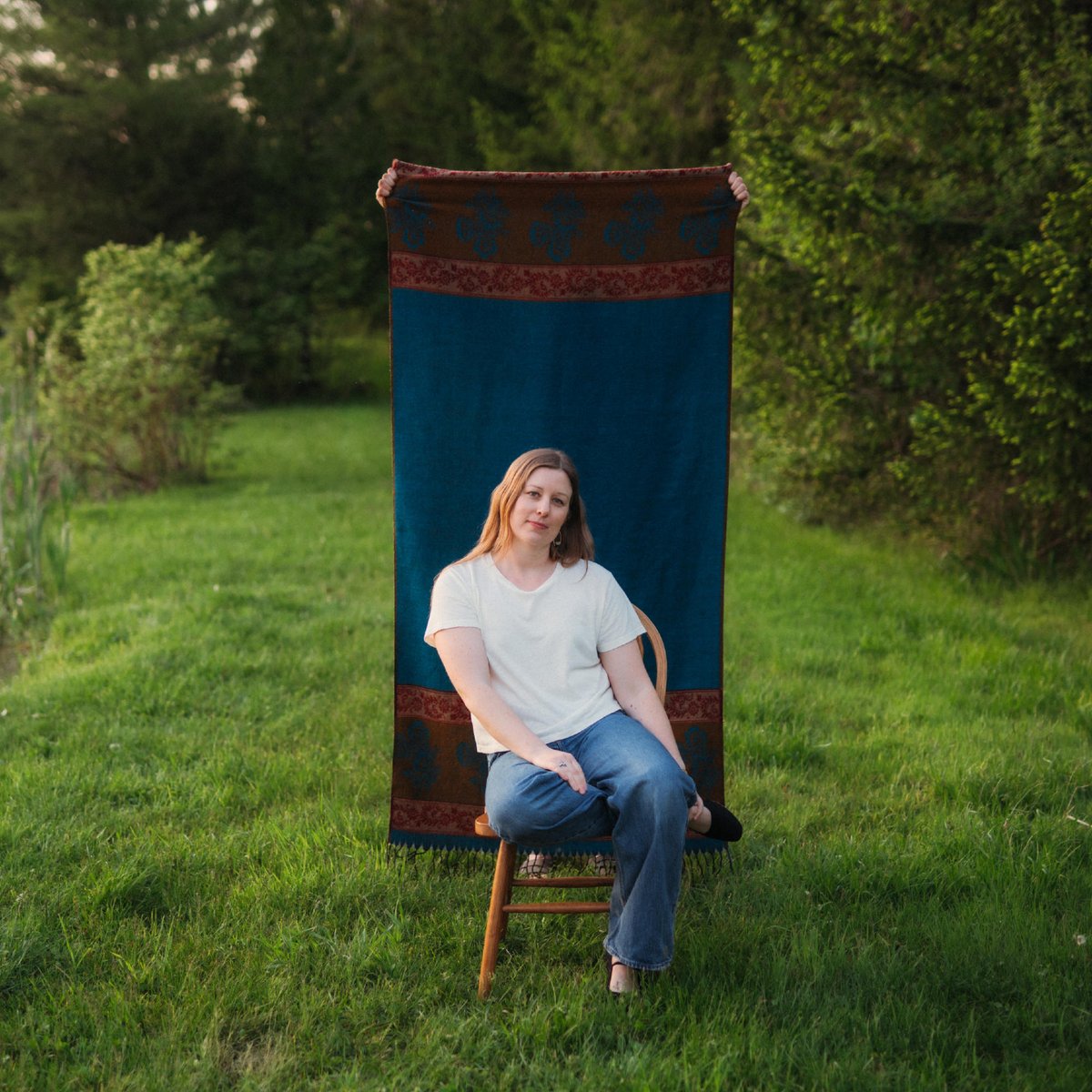 v13media's tweet image. Singer-songwriter @emmacookmusic discusses her newest album ‘Of the Morning’ in this exclusive track-by-track rundown. #Singersongwriter #EmmaCook #OftheMorning #trackbytrack 

URL: v13.net/2026/03/emma-c…
