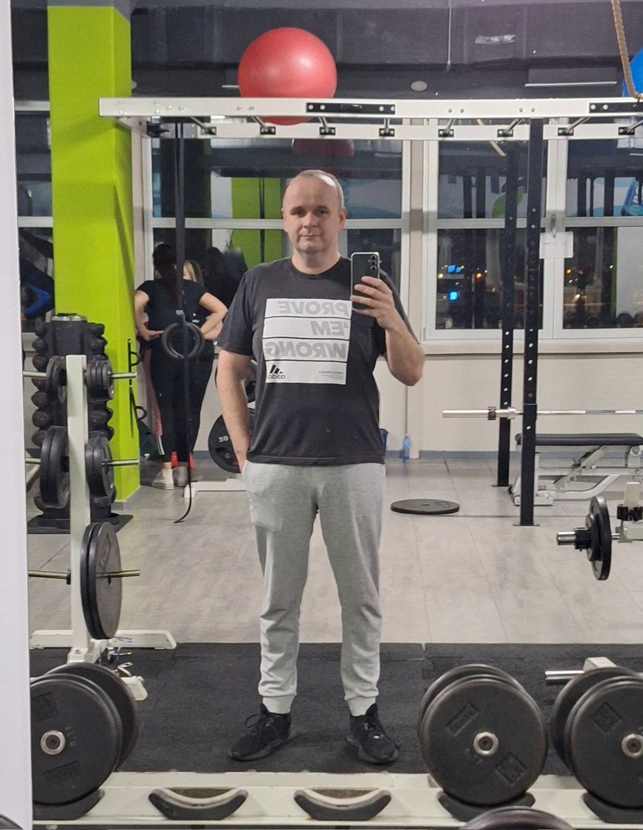 MladenMASAVucic's tweet photo. #gym #strong #Energía https://t.co/FdJ6G92sdr