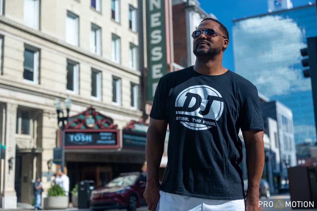 SterlThePearl16's tweet photo. 🚨 NEW EPISODE 🚨 of 'The Go In' drops this Wednesday on my YouTube channel! Come take a deep dive with myself and special guest Darren "D. Oz" Osbourne! 🎙️

#SterlThePearl #TheGoIn #podcast https://t.co/QmWGnYp2iT