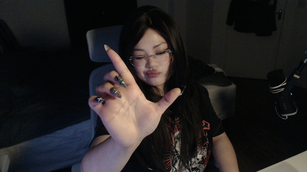 𝕷𝖎𝖈𝖍𝖊𝖑 tweet media