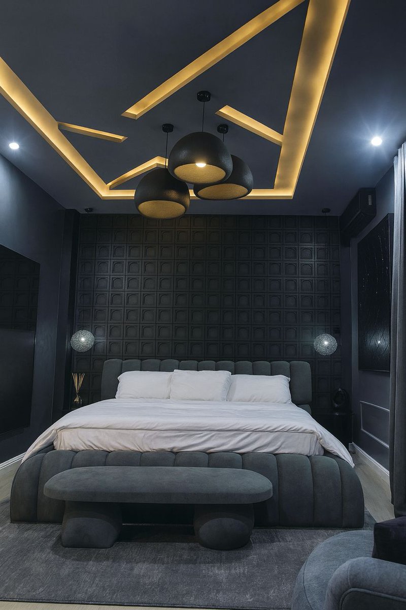 DonsLuxuryHomes's tweet image. Noir Luxe is available for bookings at a discounted rate 

1 bedroom lekki ikate 
- Ps5
- Functional swimming pool 
- speakers
- 24/7 Electricity 
- Starlink WiFi 
- Gated estate
Caution: N100,000
#shortletsinlagos #Ads