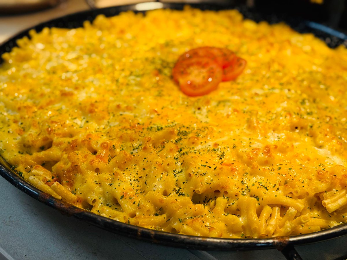 Holroyd Howe @Kingsmac tweet media