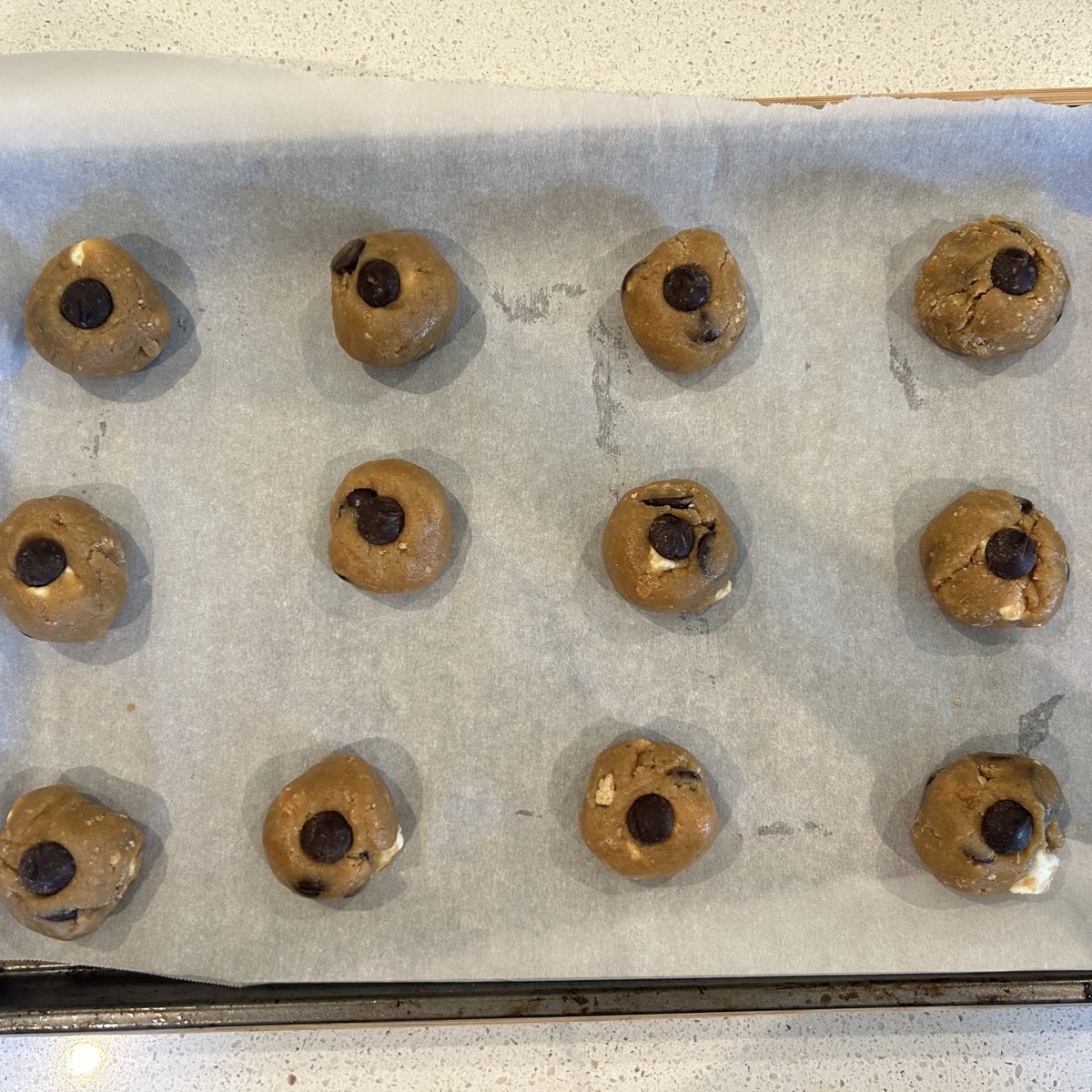 mangodesserts's tweet image. yay ! my cookies came out a little wonky but that is ok , they are still perfect and #madewithlove