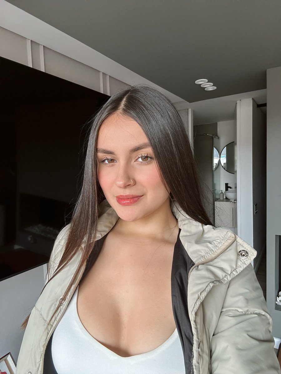 Valentina. tweet media