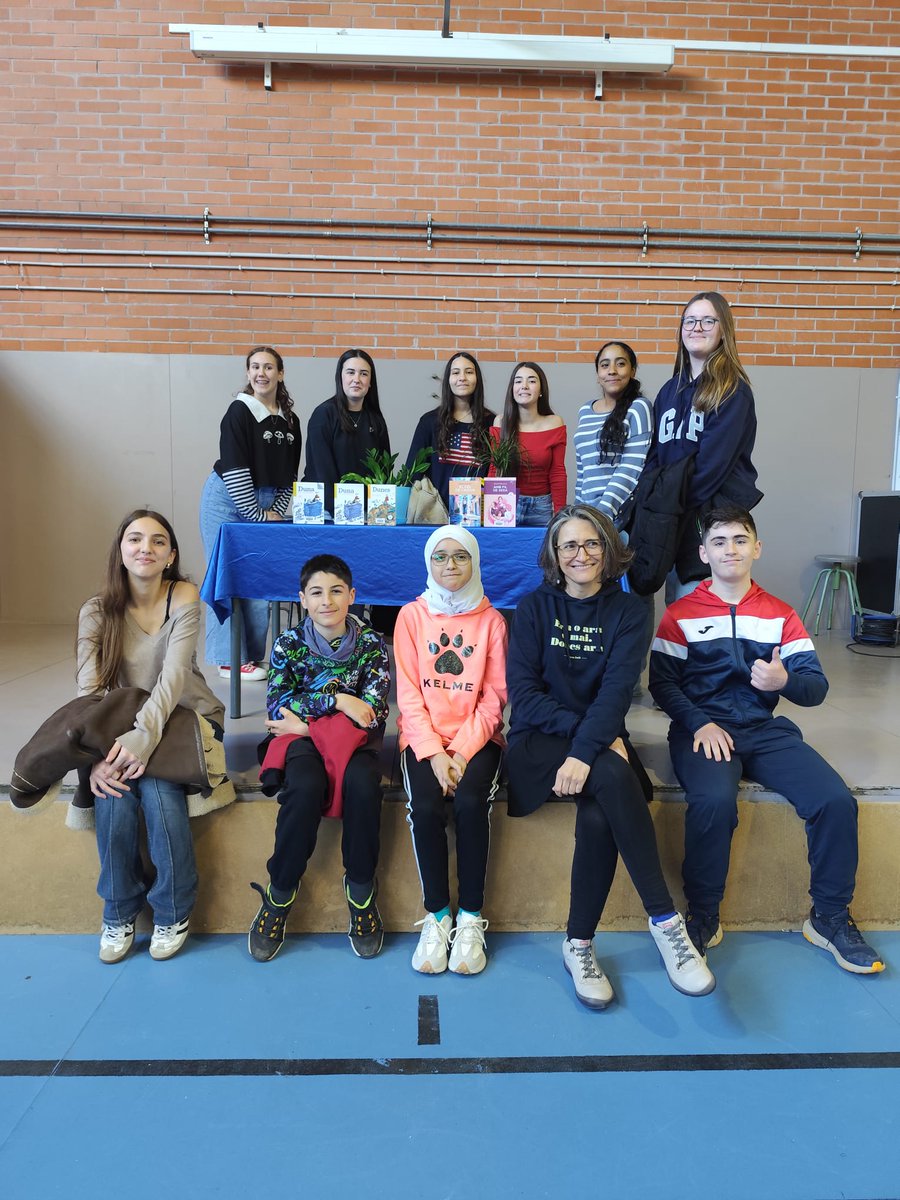 Institut de Sales tweet media