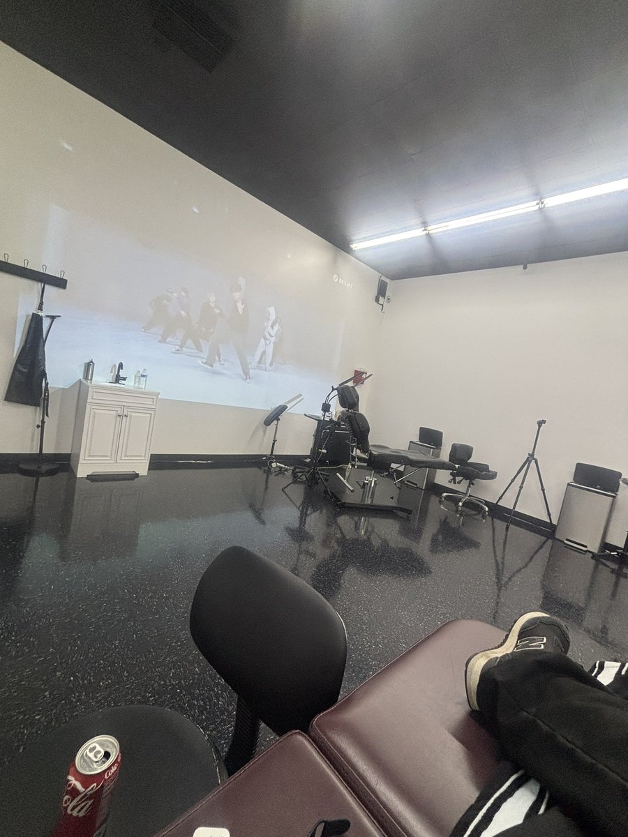 ♰rory♰ 🏎️sevEN- tweet media