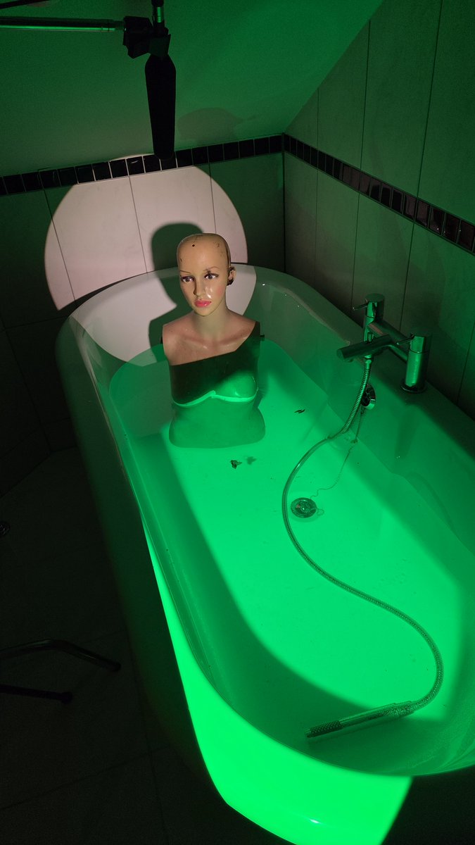 UpIsNotJump tweet media