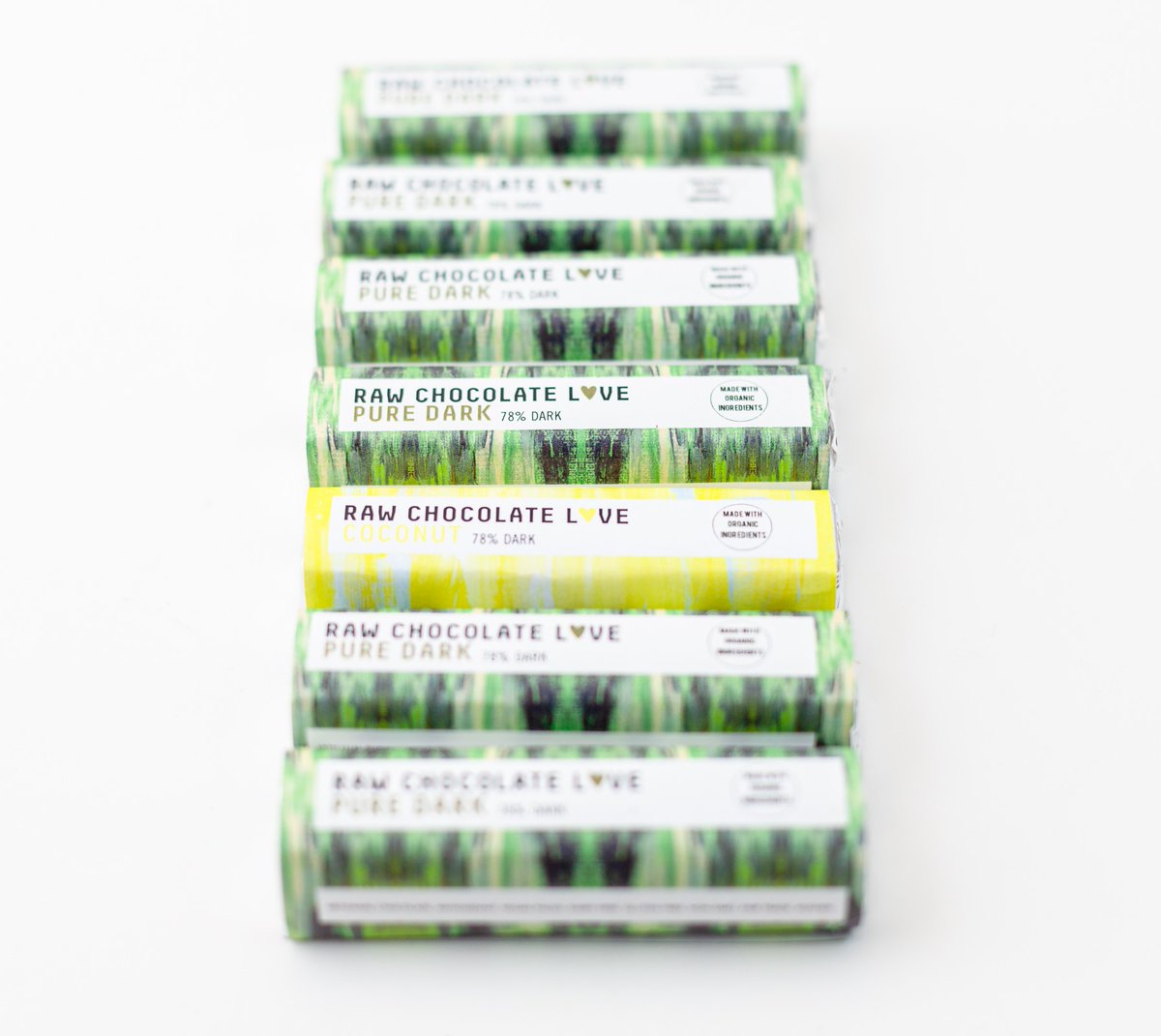 rawchocolove's tweet photo. Happy St. Patrick's Day ☘️ 🥳

With Your Every Day Love ✨ Raw Chocolate Love 💝
We believe that we deserve healthy food For Better Energy, Joy, Best times, and our health ~ 
It's everyday love 💖
10% discount @ Checkout https://t.co/GEEO6MuuNx https://t.co/pa8MoUkQTd