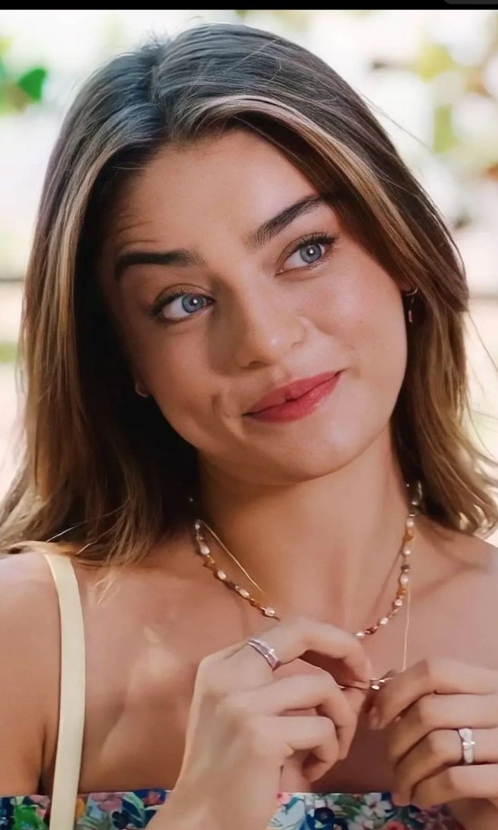 Soooo cute ever 😎💙🌺
<a href="/aycaaysinturan/">Ayça Ayşin Turan</a>