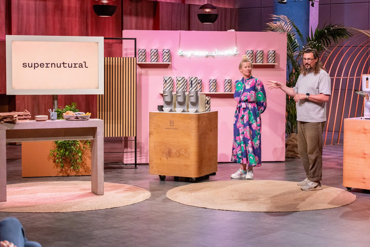 RalfDuemmel's tweet photo. Viel Erfolg für die Zukunft und alles Gute #supernutural #DHDL https://t.co/JpksN2SFoJ