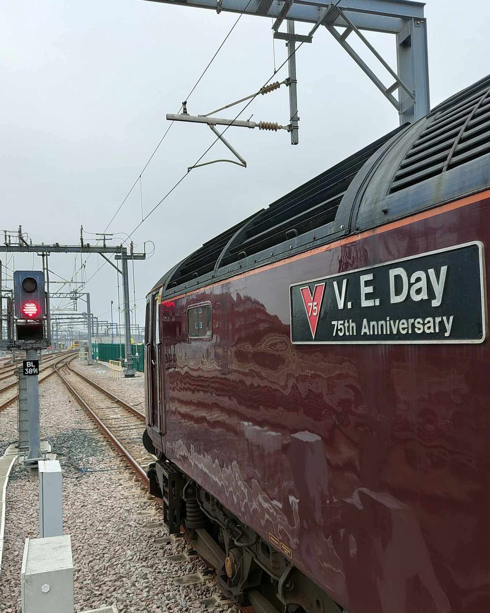 Signal of the Day 🚦🚥🚂 tweet media