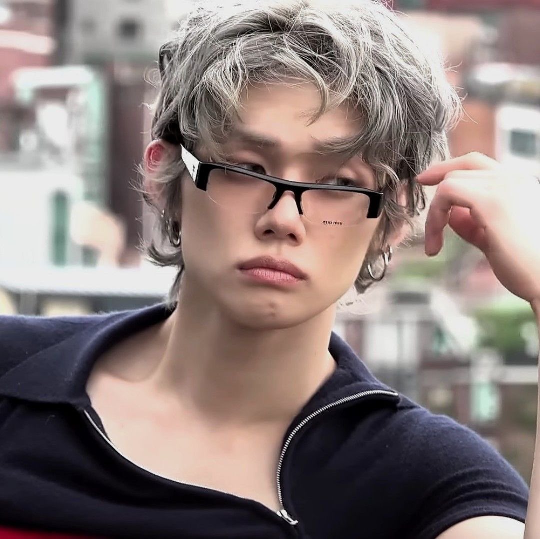 KINDLY RT + REPLY WITH THE TAGS FOR YEONJUN, MOA!! 👇🏻

YEONJUN AT MIU MIU FW26
#YEONJUNxMiuMiu #MiuMiuFW26 #YEONJUN <a href="/MIUMIUofficial/">Miu Miu</a>