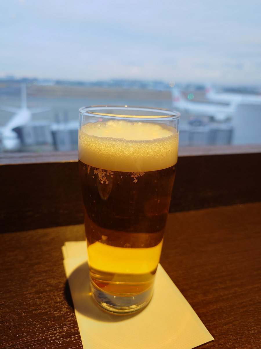 TravelTsuyo's tweet photo. おはようございます☀️
まずは目覚めの一杯🍺 https://t.co/Qe9ul5j8VX