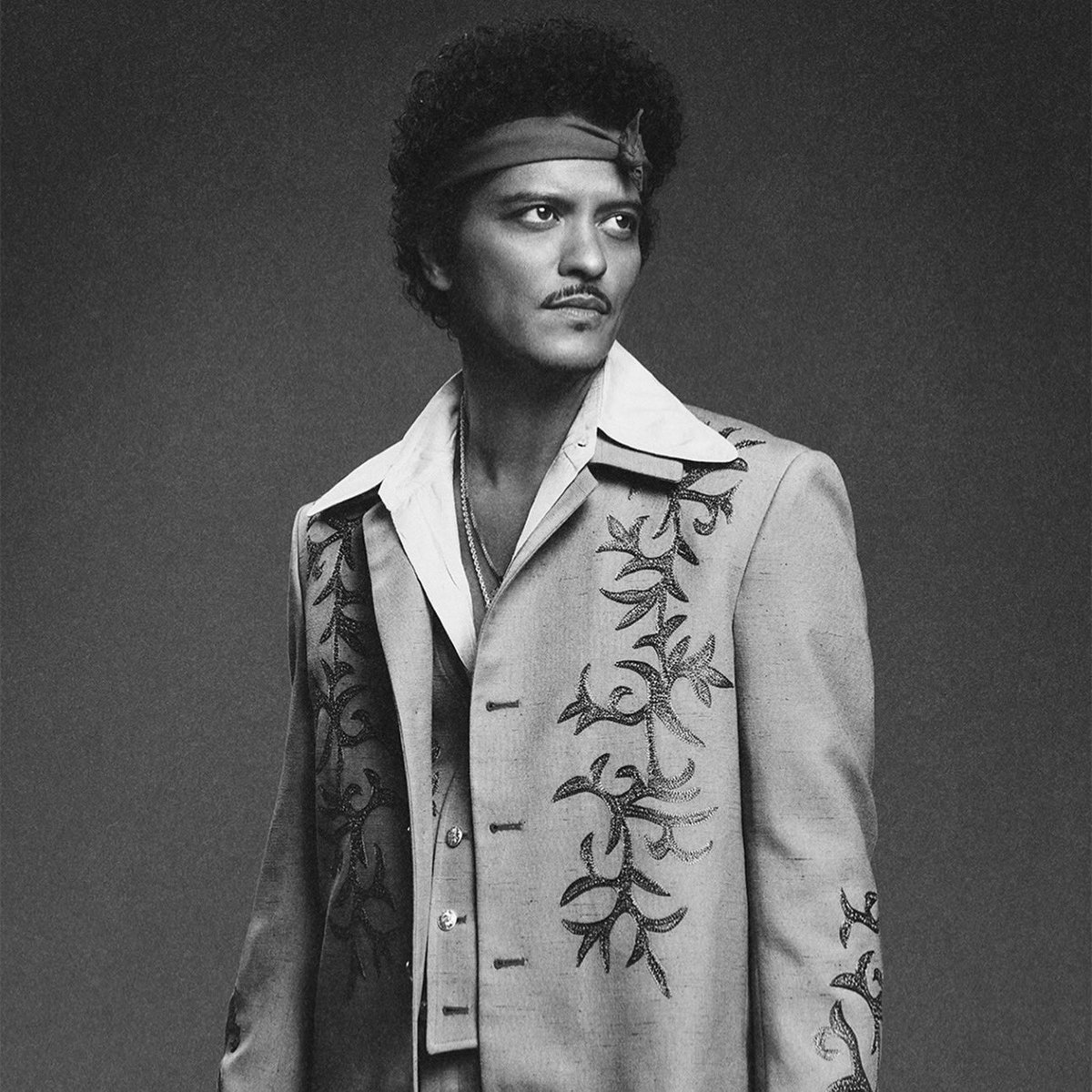 PopCrave's tweet photo. “I Just Might” by Bruno Mars is the longest-running #1 song on the Hot 100 this year. https://t.co/6W0cK1cGfl