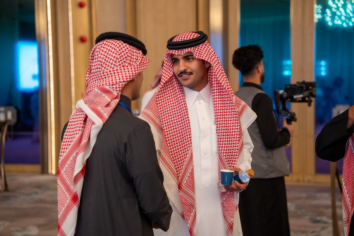 قافلة التميز tweet media