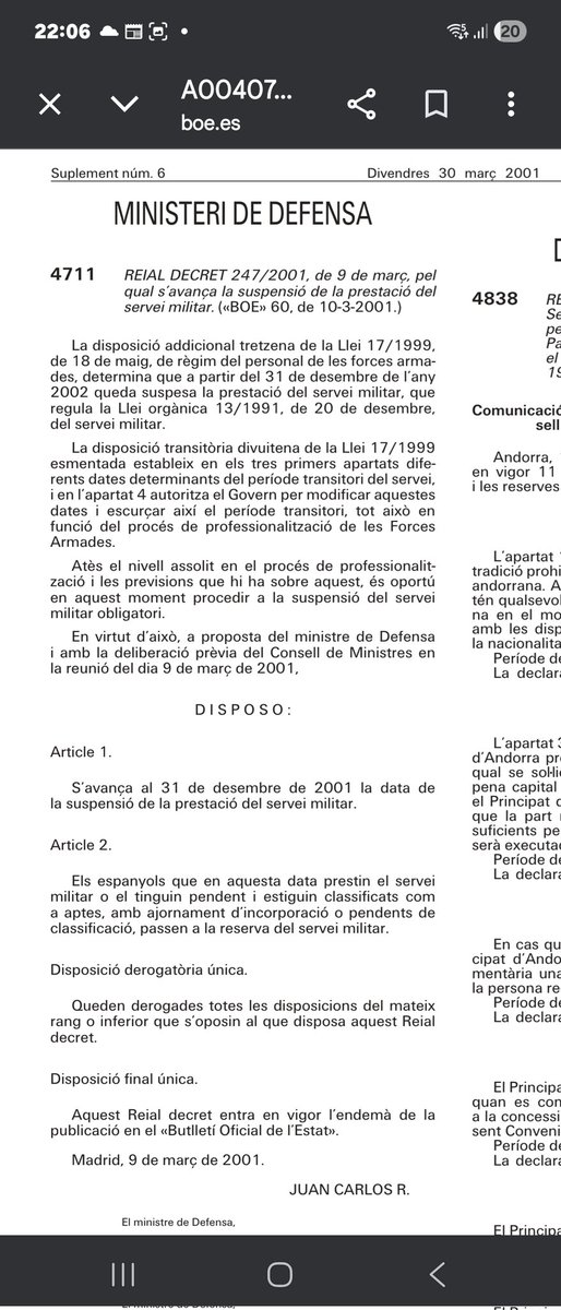 DavidGarridoVal's tweet photo. El 9 de març de 2001, avui fa 25 anys, vàrem celebrar la publicació del Decret 247/2001 de suspensió del servei militar.  Anys de lluita de centenars d'insubmissos i objectors, que varen patir greus conseqüències. Homes valents  que varen aconseguir doblegar el sistema. Gràcies. https://t.co/UdA3tDdvpk