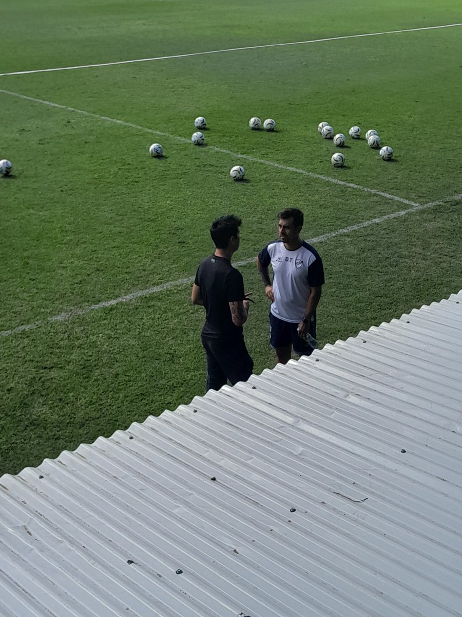 ElfutbolQAC's tweet photo. ELFUTBOLDEQUILMES: Comienza un nuevo ciclo ⬇️⬇️⬇️ https://t.co/uxC6UMLU5B https://t.co/VtSbcRI16M