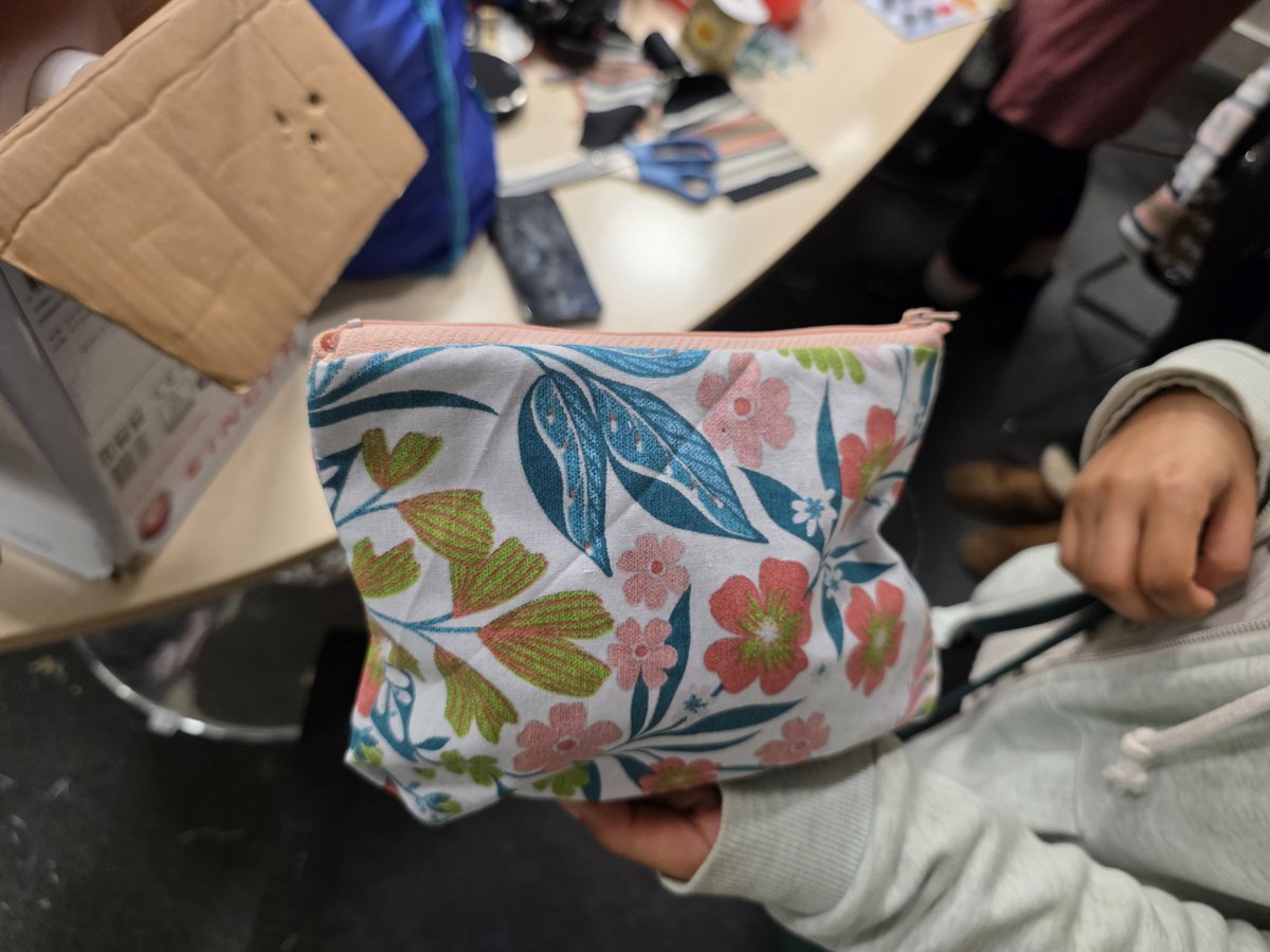MossSide Social Stitching Group - UAchieve21 tweet media