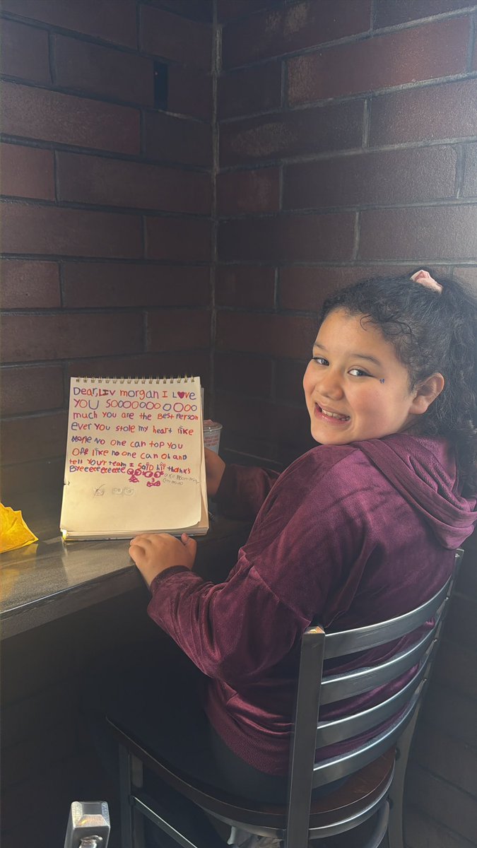 itsneverhello's tweet photo. Hey @YaOnlyLivvOnce My daughter wrote you this note for tonight, she’s a big fan. We’ll be at the show tonight and she asked if there’s any way to get it to you. Totally understand if that’s not possible l just figured I’d ask. Thanks for everything you do! https://t.co/dBRPAzix2Z