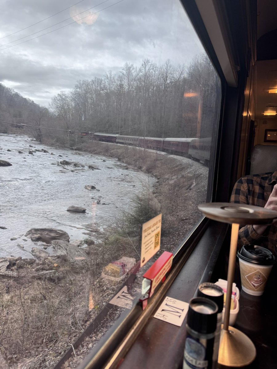 itsmy_key77's tweet photo. Had an amazing day yesterday.. was always fascinated with the transportation of people by trains.. and what that looked like back in the day. This #gay had an amazing time. Hitch a ride on a train sometime. #SundayShinning #gayman #train #trainride #adventures https://t.co/34OCeYbr40