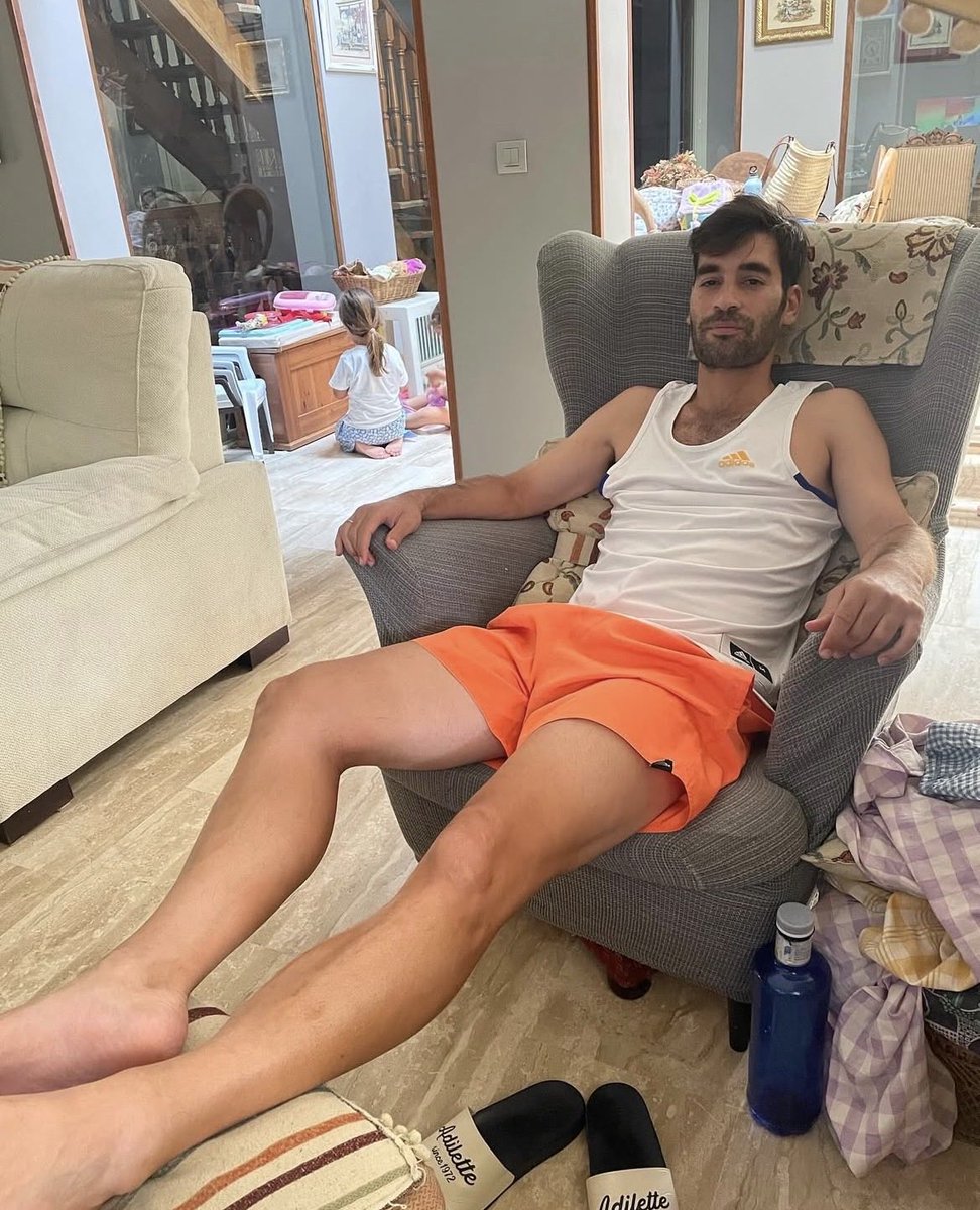 Profeta Nazarí tweet media