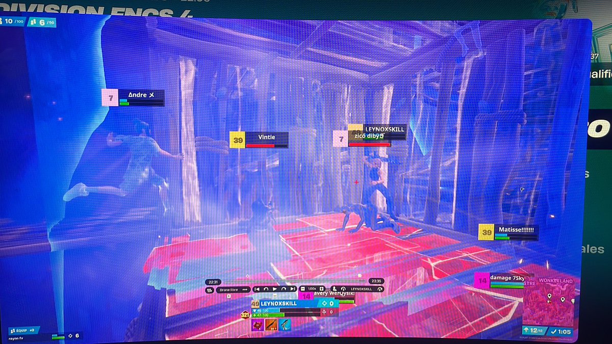 Pas qual a 13 points pas luck la dernière game c’était free top 1 guette moi je dois faire quoi par un fdp qui nique tout