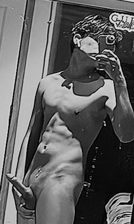 SingleIzca20 tweet media