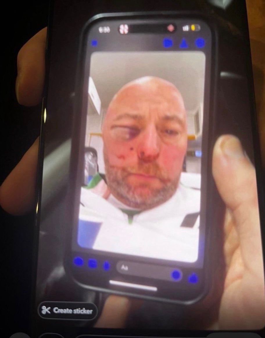 𝐂𝐚𝐬𝐮𝐚𝐥 𝐔𝐥𝐭𝐫𝐚 𝐎𝐟𝐟𝐢𝐜𝐢𝐚𝐥 tweet media