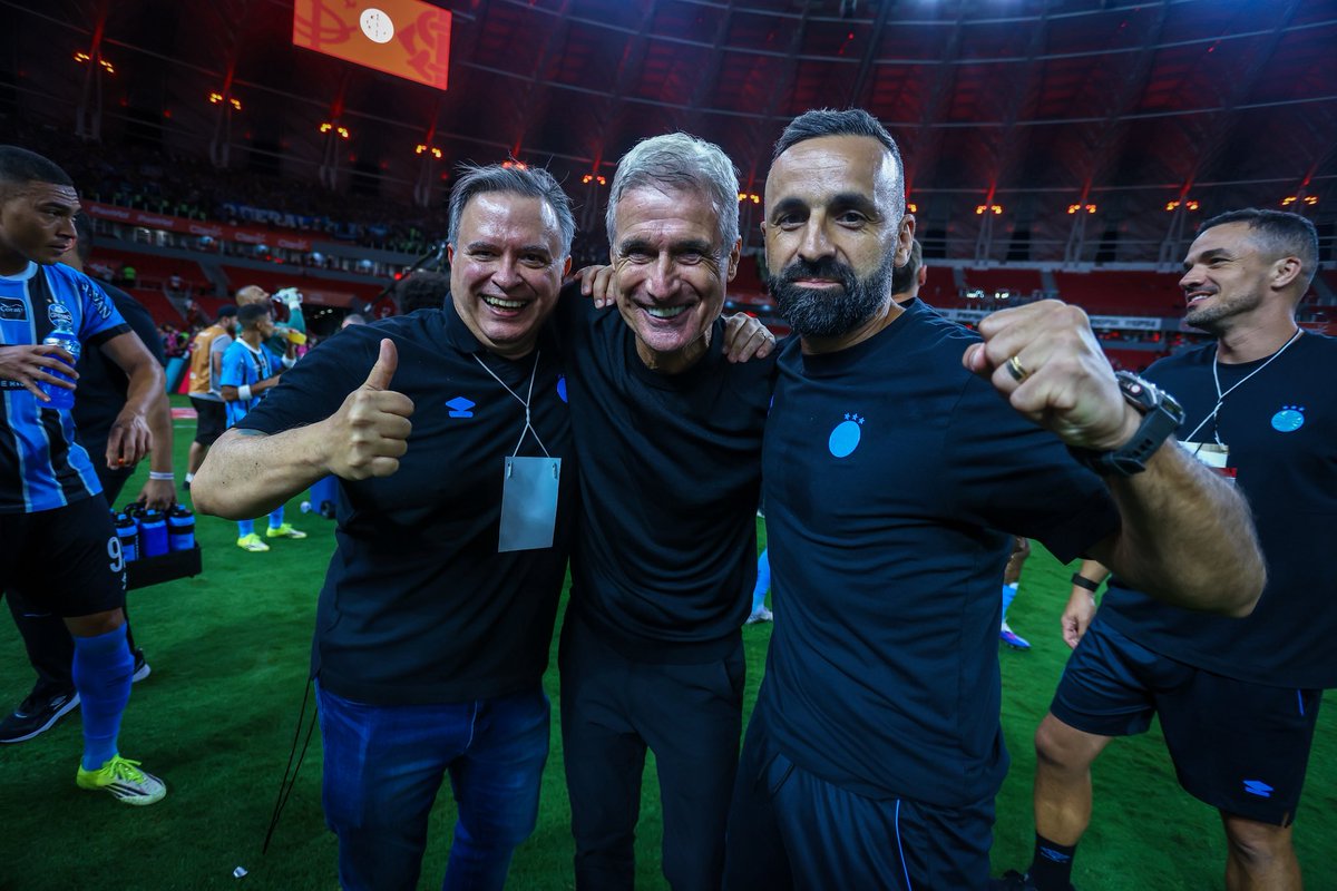 Vítor Severino tweet media