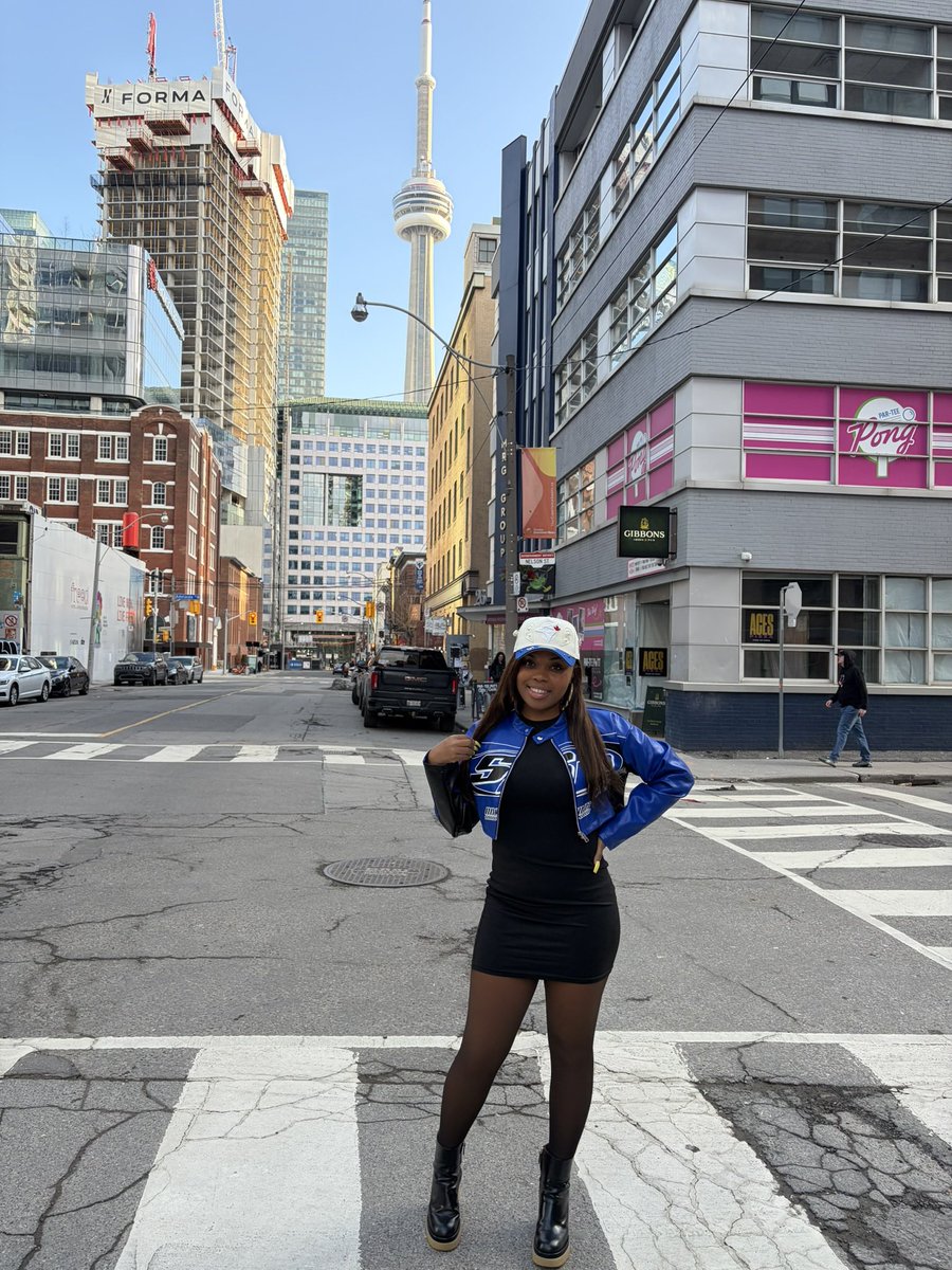 shit get exciting when Big Bag is outside ! ⭐️