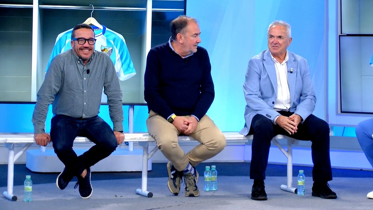AreaMalaguista's tweet photo. 🔙 Afrontamos la última parte del programa junto a Juani, para hablar del Atlético Malagueño y el primer equipo. Conocemos la seria 'No te arrepientas de este amor', ambientada en Málaga y el Málaga CF

🚨 En directo:
https://t.co/NJ0uJlWHb4
#MálagaCF #ÁreaMalaguista https://t.co/yKmJjOugnm