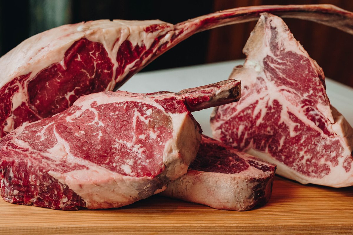 EdwardsSteaksJC's tweet photo. Before the fire. Before the sear.
This is where the flavor starts.
#BehindTheScenes #SteakhouseLife #DryAging #PrimeBeef #JerseyCityDining https://t.co/gqSgrEKefA