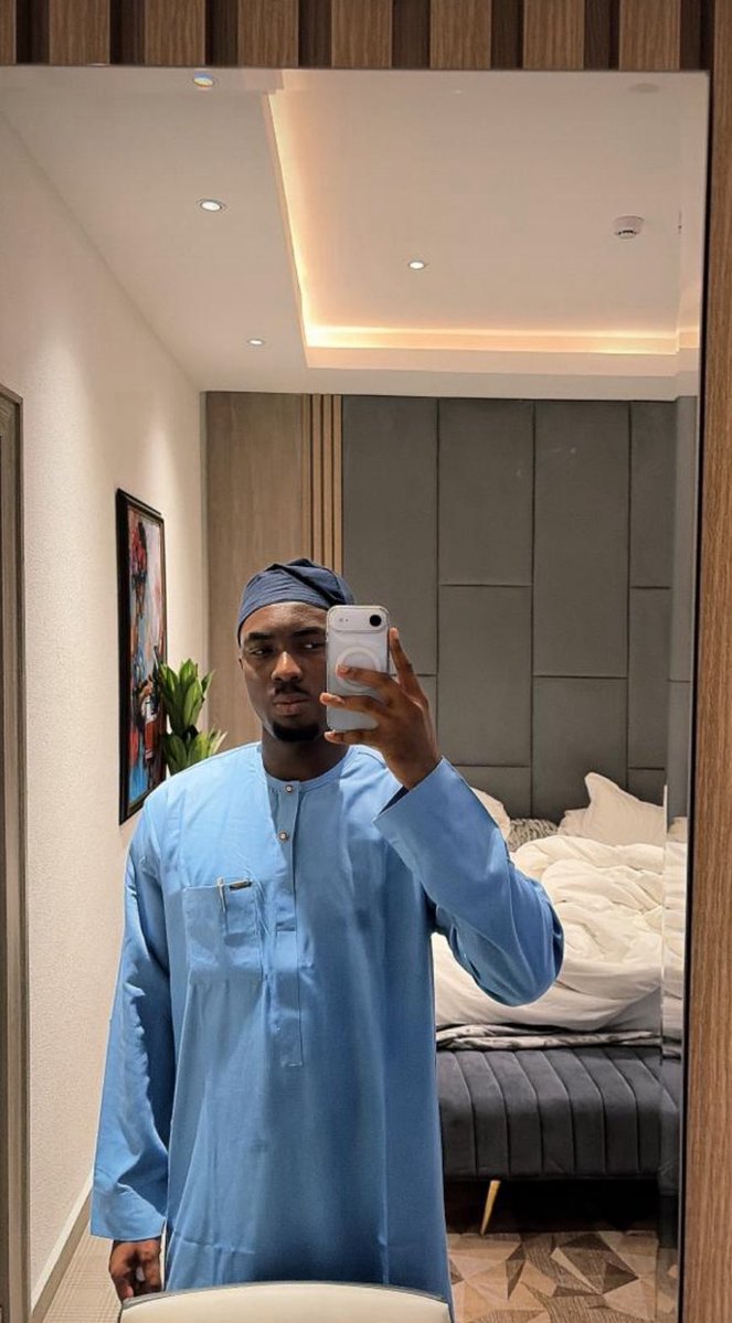 Prince Ashford 📊 tweet media