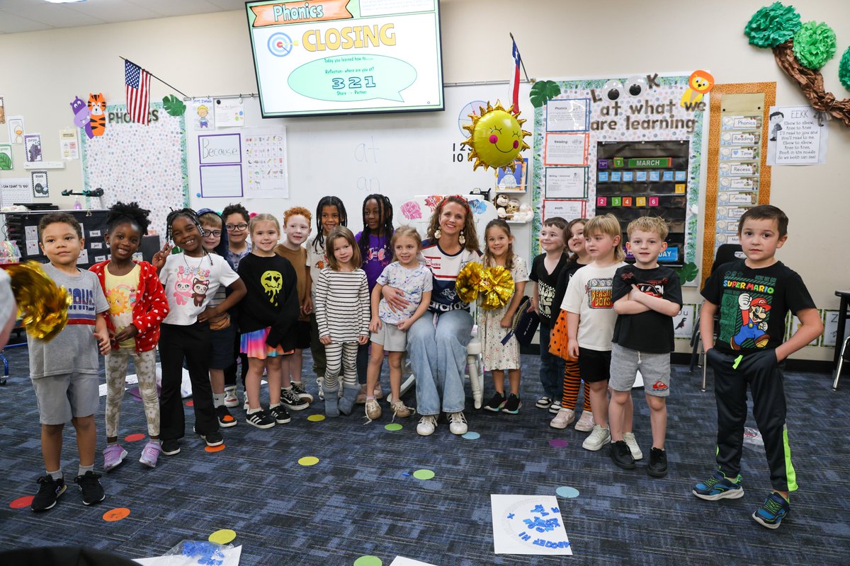 NorthwestISD's tweet photo. We’re still beaming with joy after recognizing five incredible educators who received the SHINE Awards. Each educator was nominated by their students and surprised with a special gift from EECU to spend on themselves. 🤩 https://t.co/D0lbKrHpvA