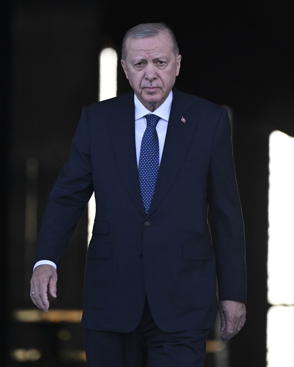 Cumhurbaşkanı Erdoğan:

📌"Türkiye artık eski Türkiye değildir. Herkes hesabını kitabını buna göre yapsın…"