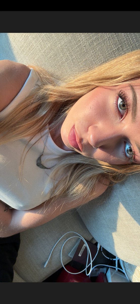 Lola girl 📸 tweet media