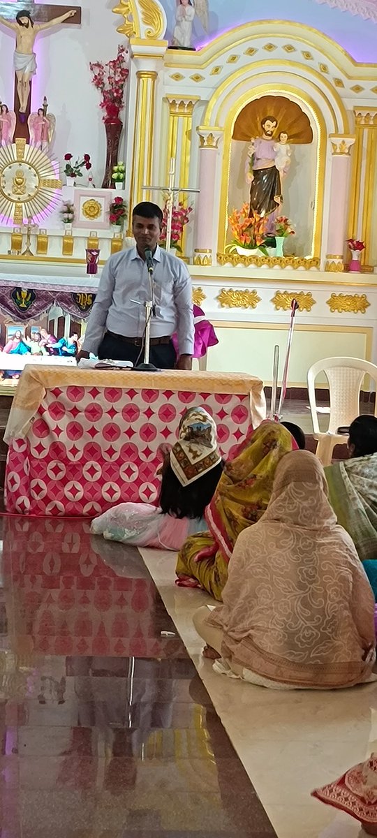 ArulMariaBaskar's tweet photo. வத்தலகுண்டு வட்டாரத்தில் உள்ள அய்யம்பாளையம் பங்கில் இன்று தவக்காலத் தியானம் நடைபெற்றது. https://t.co/KGHwCo3XqA