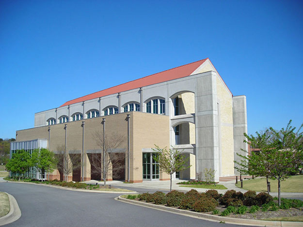 GCPCI's tweet photo. Precast is revolutionizing institutional projects by delivering efficiency, durability, and multi-hazard resilience. Whether it’s for schools, healthcare, or the military, precast meets the demands of high-performance buildings easily. Discover why→ https://t.co/tWe28ItNqt https://t.co/UtEmnXK1Ff