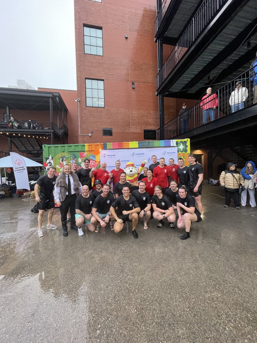 London Fire Fighters tweet media