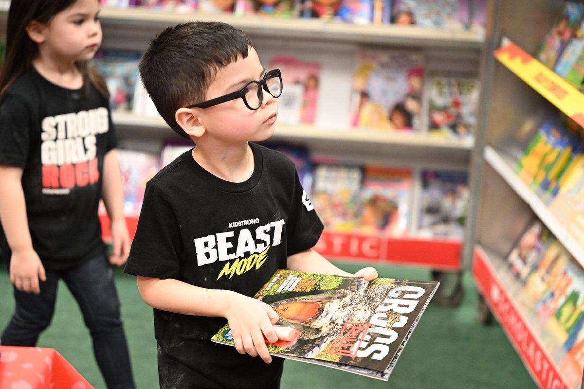 We hope everyone enjoyed our K-5 Get Moving Night! We had a great turnout for fun games, fitness, learning, mindfulness, and the book fair! #DLProud #Wellness