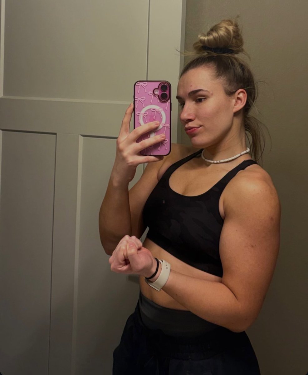 Jo Mayberry 💅 tweet media