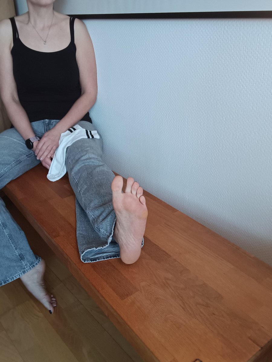 Leg mir dein Geld zu Füßen, um mehr zu sehen.👸