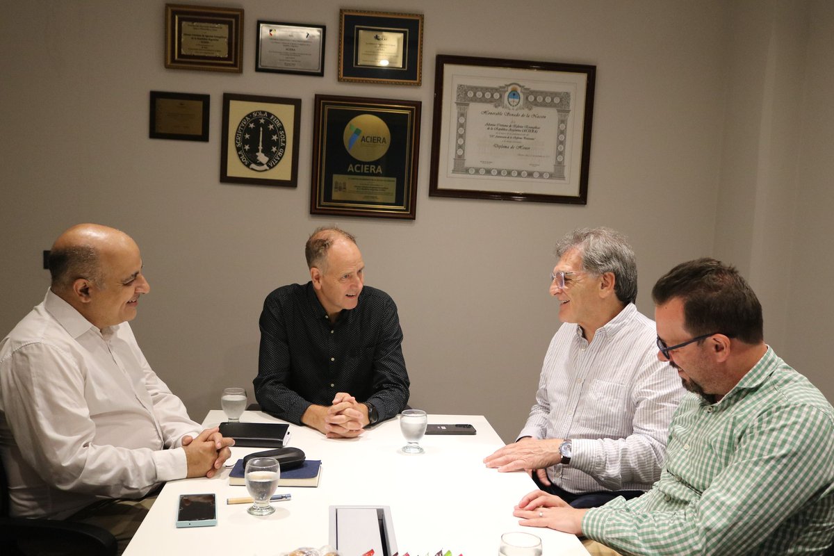 Claudio Avruj tweet media