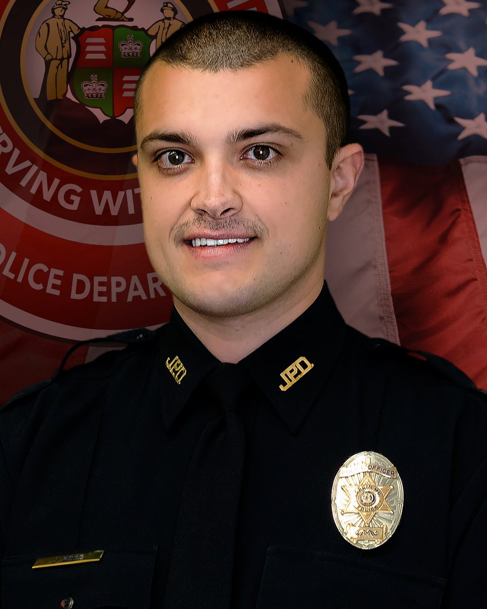 NLEOMF's tweet image. Today we remember Police Officer Jake Alexander Reed, from the @JoplinPD, who was shot and killed after responding to a disturbance call at a shopping center.

Help support our mission!

Donate today: bit.ly/4cXEuEX

#neverforgotten #HonoringOurHeroes
