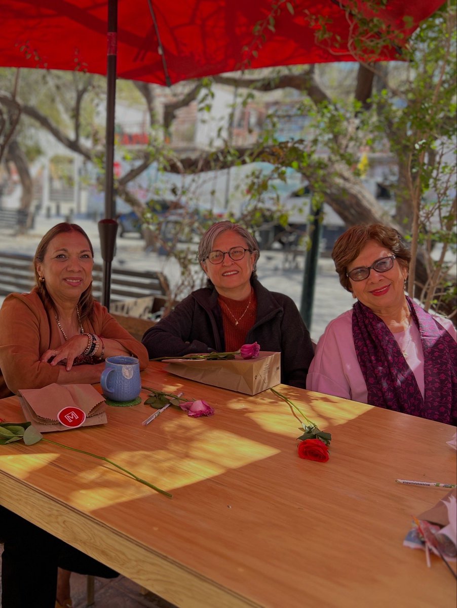 El 8M no es solo una fecha, es un recordatorio de todo lo que seguimos construyendo juntas 💜 Gracias por llenar este espacio de presencia, fuerza y comunidad.